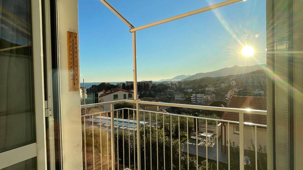 Appartamento Melograno "A Casa Felice" Pietra Ligure Dış mekan fotoğraf