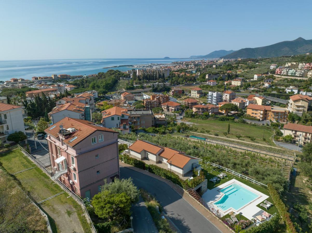 Appartamento Melograno "A Casa Felice" Pietra Ligure Dış mekan fotoğraf