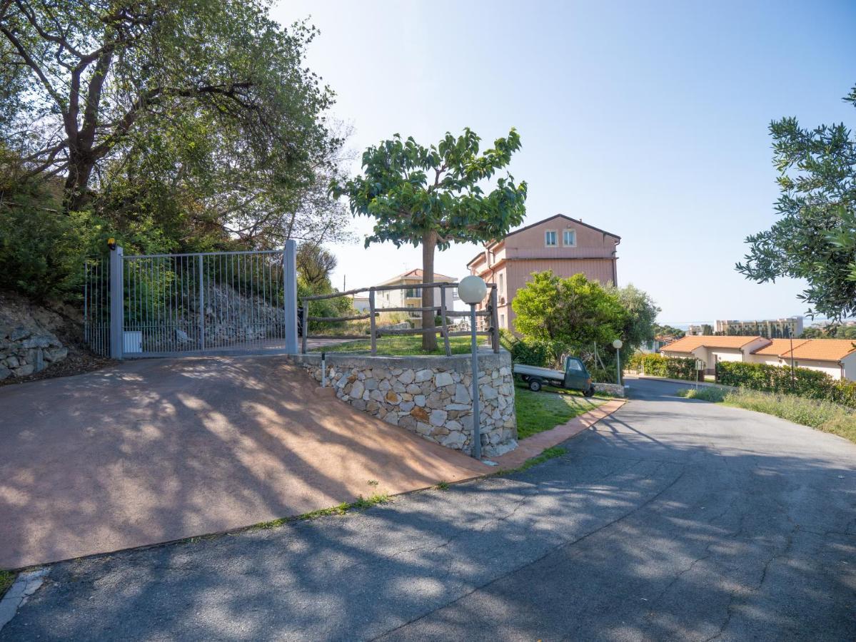 Appartamento Melograno "A Casa Felice" Pietra Ligure Dış mekan fotoğraf
